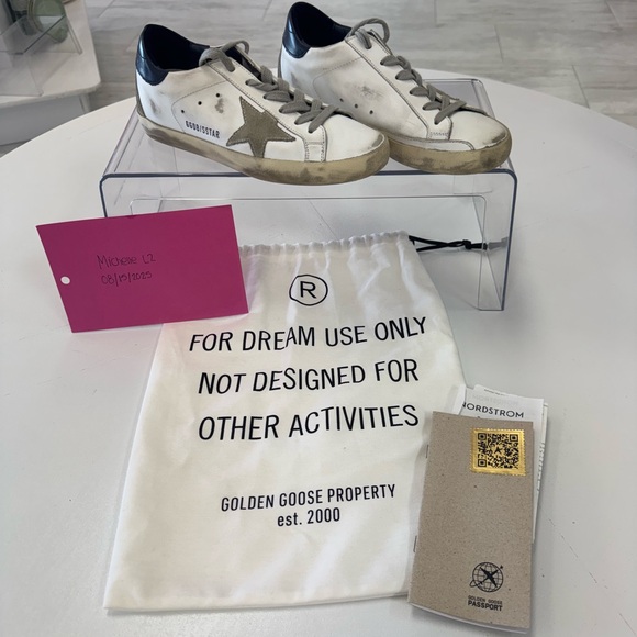 Golden Goose Sneakers Size 5 - Picture 1 of 8